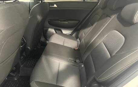 KIA Sportage IV рестайлинг, 2018 год, 2 199 800 рублей, 6 фотография