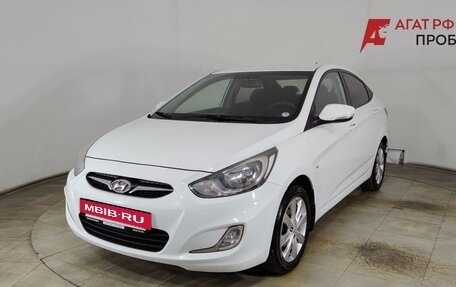 Hyundai Solaris II рестайлинг, 2012 год, 850 000 рублей, 3 фотография