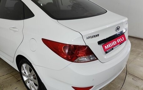 Hyundai Solaris II рестайлинг, 2012 год, 850 000 рублей, 21 фотография
