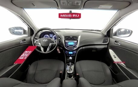 Hyundai Solaris II рестайлинг, 2012 год, 850 000 рублей, 10 фотография