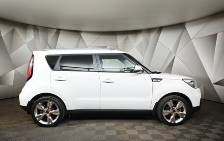 KIA Soul II рестайлинг, 2017 год, 1 510 000 рублей, 6 фотография