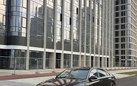Audi A8, 2012 год, 3 050 000 рублей, 1 фотография