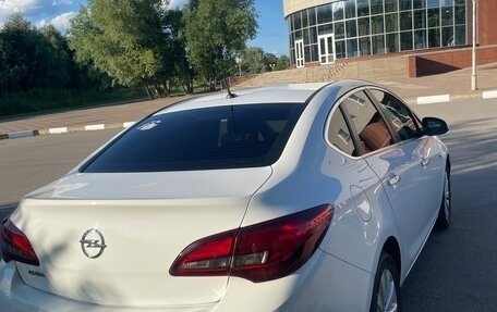 Opel Astra J, 2012 год, 850 000 рублей, 6 фотография