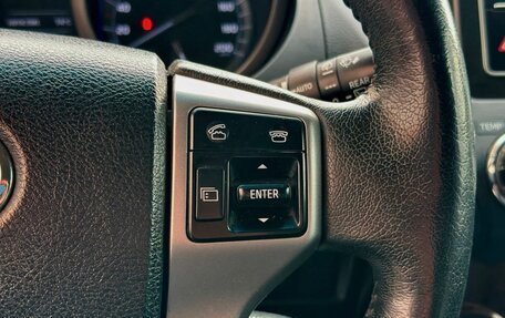 Toyota Land Cruiser Prado 150 рестайлинг 2, 2014 год, 2 890 000 рублей, 13 фотография