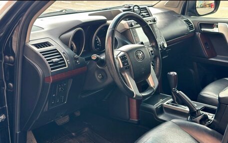 Toyota Land Cruiser Prado 150 рестайлинг 2, 2014 год, 2 890 000 рублей, 23 фотография