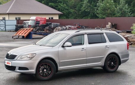 Skoda Octavia, 2011 год, 950 000 рублей, 3 фотография