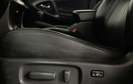 Toyota RAV4, 2011 год, 1 440 000 рублей, 10 фотография