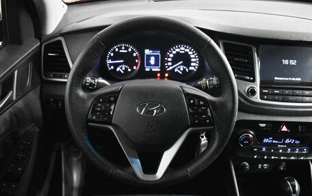 Hyundai Tucson III, 2016 год, 2 000 000 рублей, 12 фотография