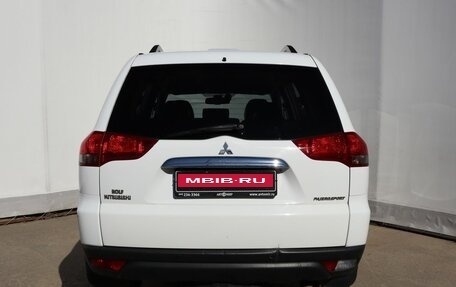 Mitsubishi Pajero Sport II рестайлинг, 2015 год, 1 900 000 рублей, 5 фотография