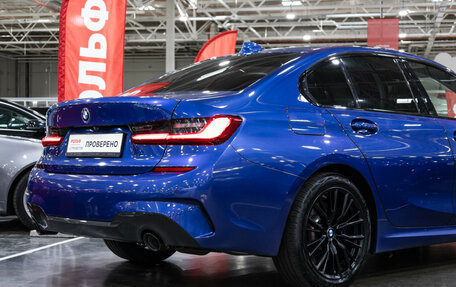 BMW 3 серия, 2018 год, 3 649 000 рублей, 9 фотография