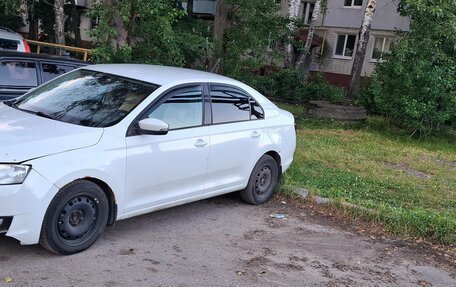 Skoda Rapid I, 2019 год, 590 000 рублей, 3 фотография