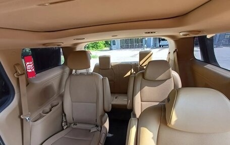 KIA Carnival III, 2016 год, 2 130 000 рублей, 12 фотография