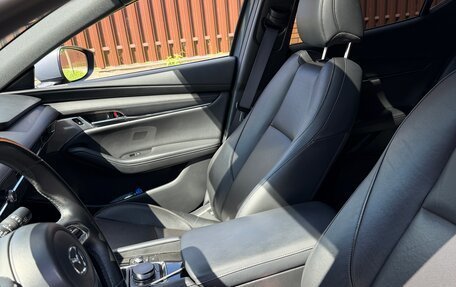 Mazda 3, 2022 год, 3 500 000 рублей, 22 фотография