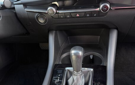 Mazda 3, 2022 год, 3 500 000 рублей, 21 фотография