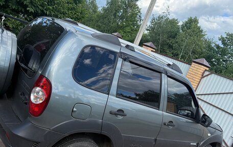 Chevrolet Niva I рестайлинг, 2012 год, 450 000 рублей, 4 фотография