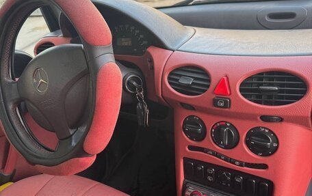 Mercedes-Benz A-Класс, 2000 год, 450 000 рублей, 4 фотография
