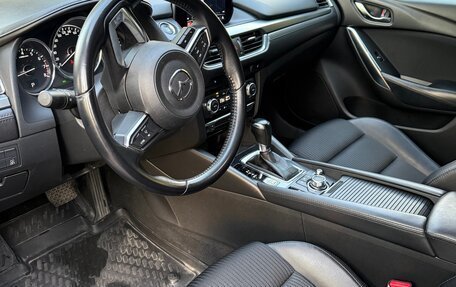 Mazda 6, 2018 год, 2 000 000 рублей, 5 фотография