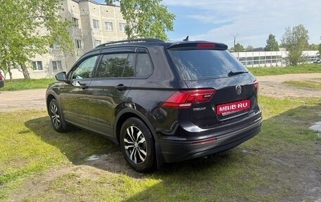 Volkswagen Tiguan II, 2017 год, 2 200 000 рублей, 4 фотография