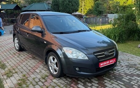 KIA cee'd I рестайлинг, 2008 год, 595 000 рублей, 1 фотография