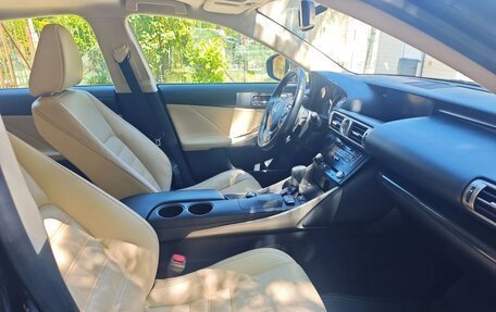 Lexus IS III, 2013 год, 3 000 000 рублей, 7 фотография