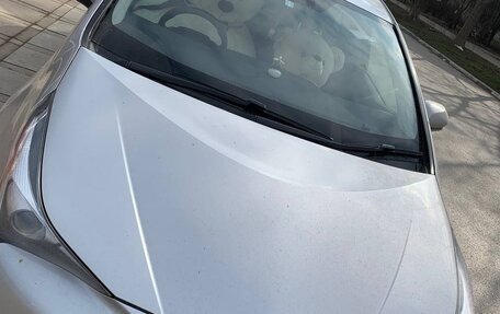 Toyota Prius IV XW50, 2016 год, 1 400 000 рублей, 5 фотография