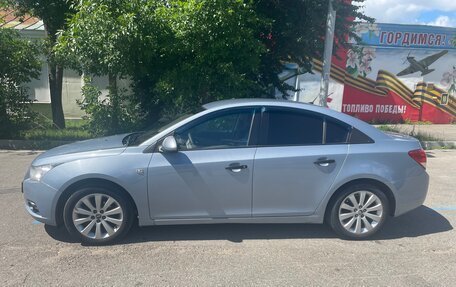 Chevrolet Cruze II, 2011 год, 700 000 рублей, 2 фотография