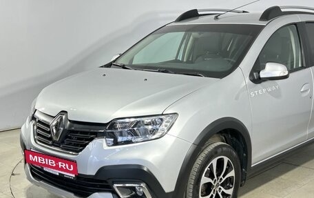 Renault Sandero II рестайлинг, 2019 год, 1 325 000 рублей, 16 фотография