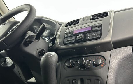 Renault Sandero II рестайлинг, 2019 год, 1 325 000 рублей, 28 фотография