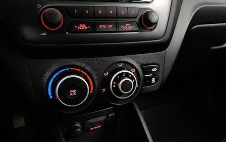 KIA Rio III рестайлинг, 2012 год, 719 000 рублей, 15 фотография