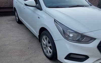 Hyundai Solaris II рестайлинг, 2017 год, 890 000 рублей, 1 фотография