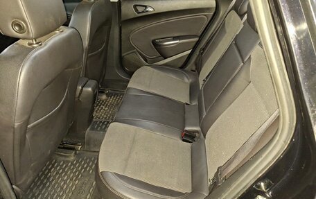 Opel Astra J, 2010 год, 680 000 рублей, 8 фотография