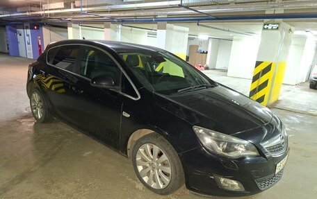 Opel Astra J, 2010 год, 680 000 рублей, 3 фотография
