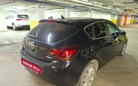Opel Astra J, 2010 год, 680 000 рублей, 4 фотография