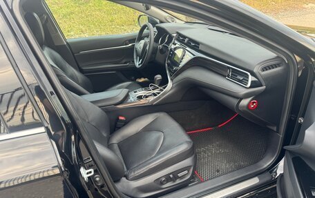 Toyota Camry, 2019 год, 2 280 000 рублей, 8 фотография