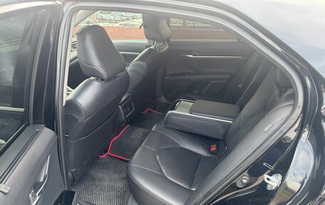Toyota Camry, 2019 год, 2 280 000 рублей, 6 фотография