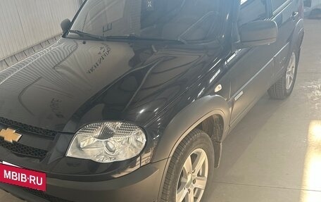 Chevrolet Niva I рестайлинг, 2012 год, 500 000 рублей, 2 фотография