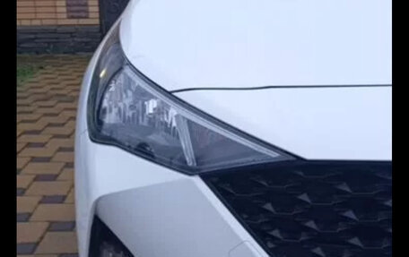 Hyundai Solaris II рестайлинг, 2021 год, 1 650 000 рублей, 21 фотография