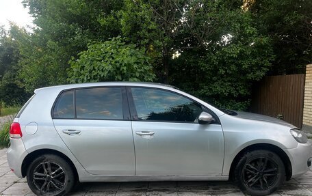 Volkswagen Golf VI, 2008 год, 700 000 рублей, 4 фотография
