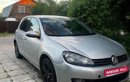 Volkswagen Golf VI, 2008 год, 700 000 рублей, 3 фотография