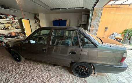 Daewoo Nexia I рестайлинг, 2002 год, 70 000 рублей, 3 фотография