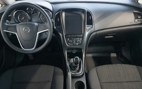 Opel Astra J, 2011 год, 499 000 рублей, 10 фотография