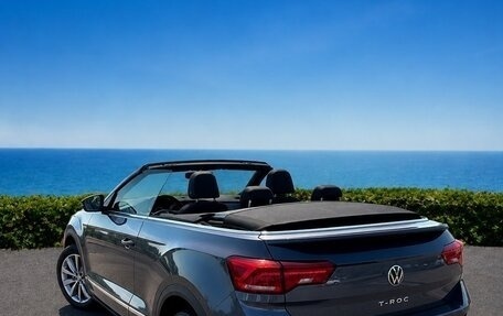 Volkswagen T-Roc I, 2021 год, 2 700 000 рублей, 12 фотография