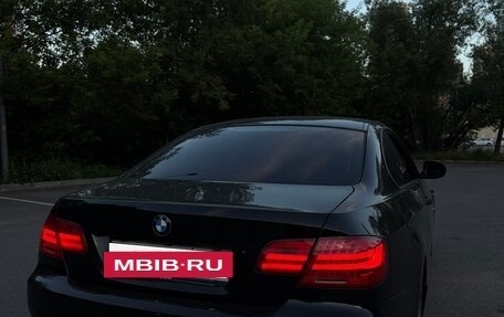 BMW 3 серия, 2011 год, 1 350 000 рублей, 3 фотография
