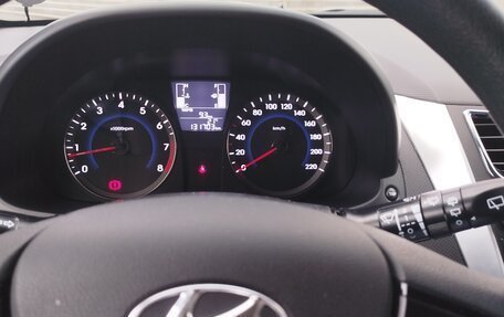 Hyundai Solaris II рестайлинг, 2015 год, 825 000 рублей, 13 фотография