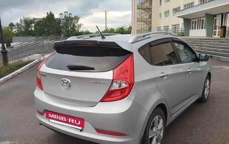 Hyundai Solaris II рестайлинг, 2015 год, 825 000 рублей, 3 фотография