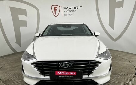 Hyundai Sonata VIII, 2020 год, 1 949 000 рублей, 2 фотография
