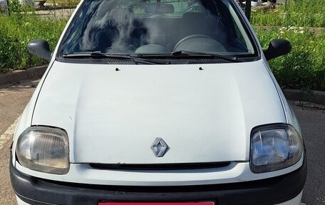 Renault Clio III, 1999 год, 190 000 рублей, 2 фотография