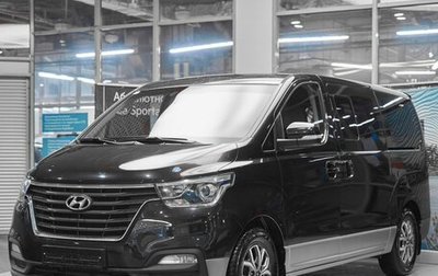 Hyundai Grand Starex Grand Starex I рестайлинг 2, 2018 год, 2 549 000 рублей, 1 фотография