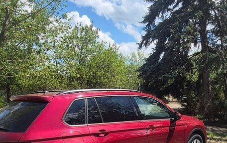 Volkswagen Tiguan II, 2017 год, 2 300 000 рублей, 1 фотография