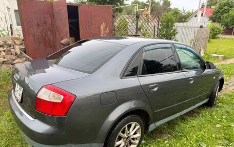 Audi A4, 2002 год, 300 000 рублей, 2 фотография